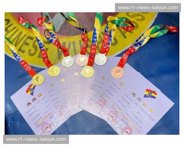 功夫与散打：中华武术的传承与革新之路